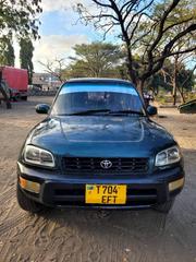 Toyota RAV4 Automatic 2000 Blue for sale