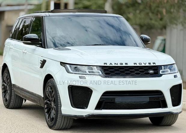 Land Rover Discovery Sport 2015 White