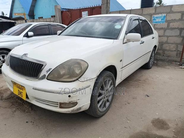 Toyota Brevis 2003 White