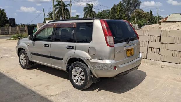 Nissan X-Trail 2005 Beige