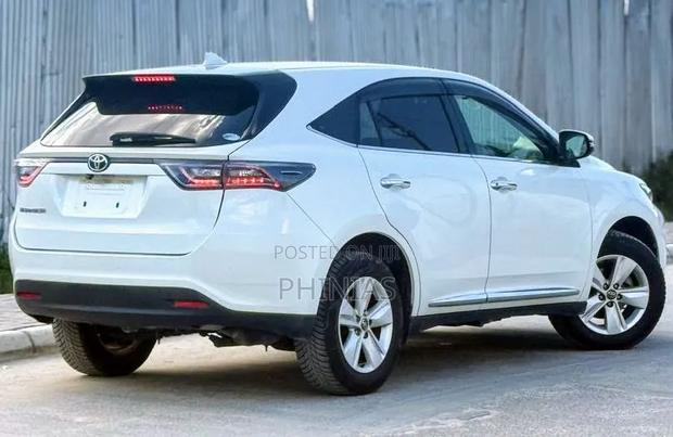 Toyota Harrier 2015 White