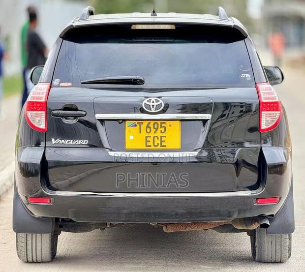 Toyota Vanguard 2009 Black