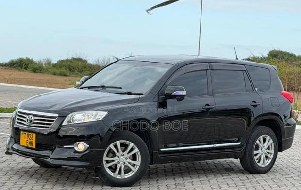 Toyota Vanguard 2010 Black