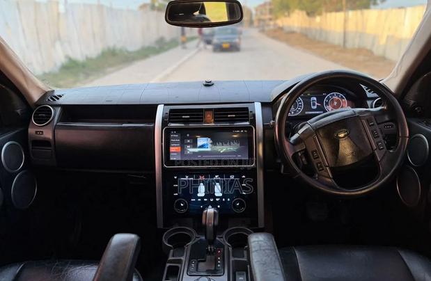 Land Rover Discovery 2010 Blue