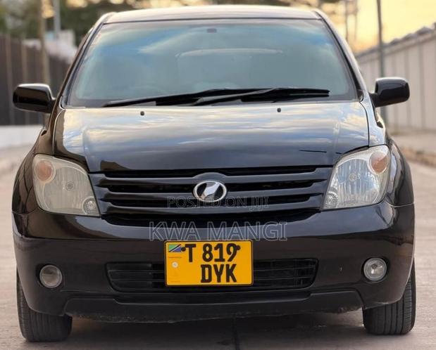 Toyota IST 2006 Black