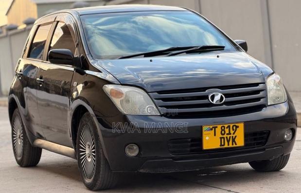Toyota IST 2006 Black