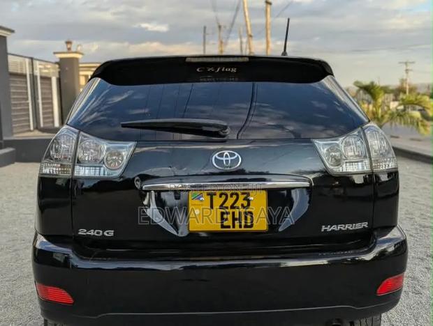 Toyota Harrier 2006 Black