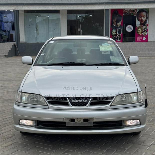 Toyota Carina 2001 Silver