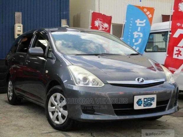 Toyota Wish 2006 Gray