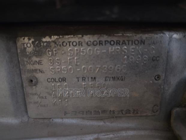 Toyota Noah 2.0 AWD (8 Seater) 2001 Silver
