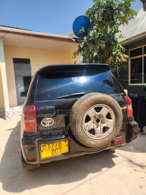 Toyota RAV4 2005 Black