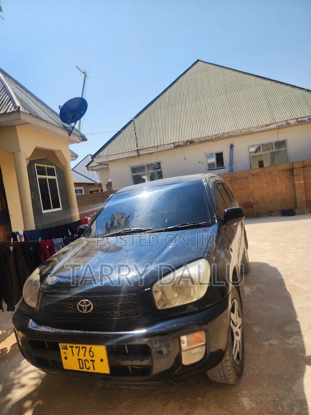 Toyota RAV4 2005 Black
