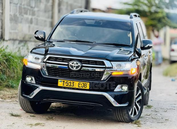 Toyota Land Cruiser 2021 Black
