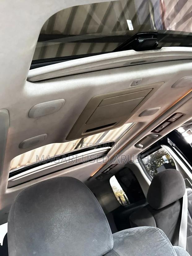 Toyota Vellfire 2010 Black