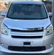 Toyota Noah 2008 Silver for sale