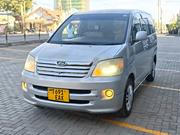 Toyota Noah 2005 Silver for sale