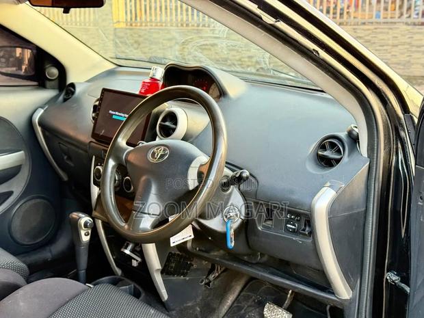 Toyota IST 2004 Black