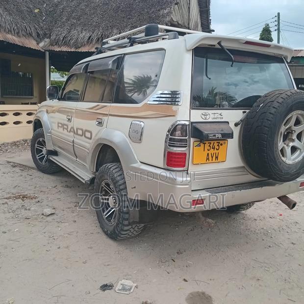 Toyota Land Cruiser Prado 2005