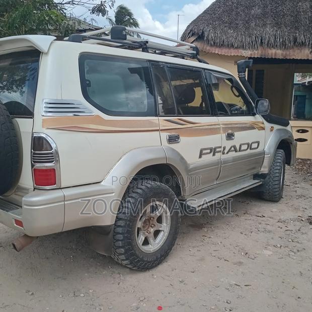 Toyota Land Cruiser Prado 2005