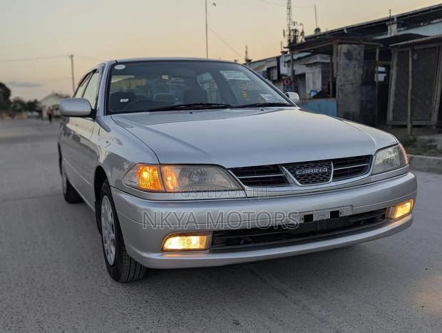 Toyota Carina 2001 Silver