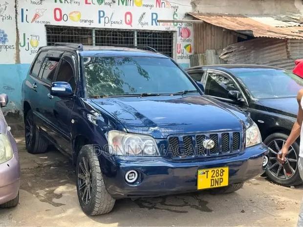 Toyota Kluger 2005 Blue
