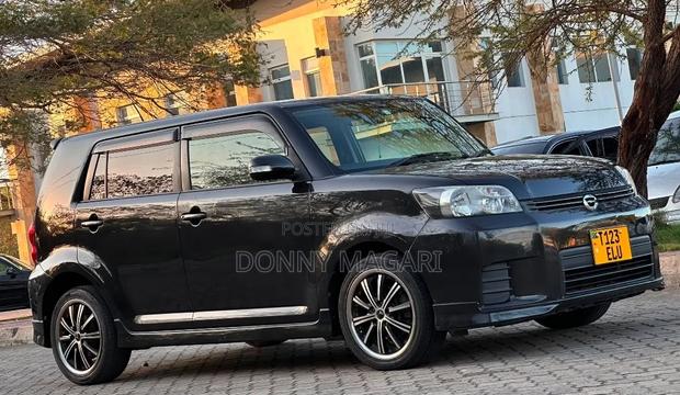 Toyota Corolla Rumion 2009 Black