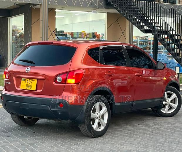 Nissan Dualis 2009 Maroon