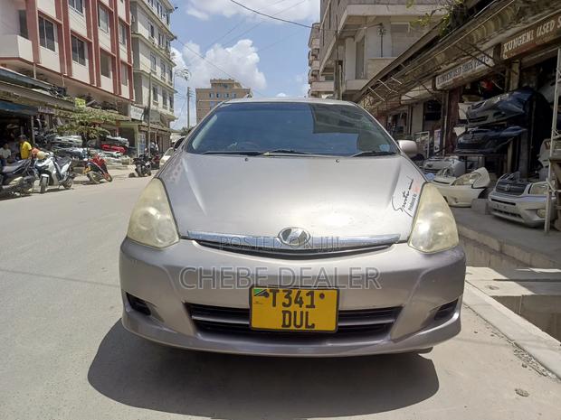 Toyota Wish 2007 Gray