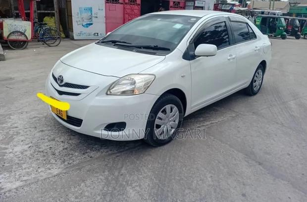 Toyota Belta 2006 White