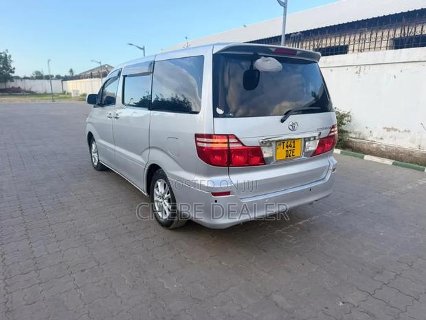 Toyota Alphard 2.4 Hybrid AWD 2006 Silver