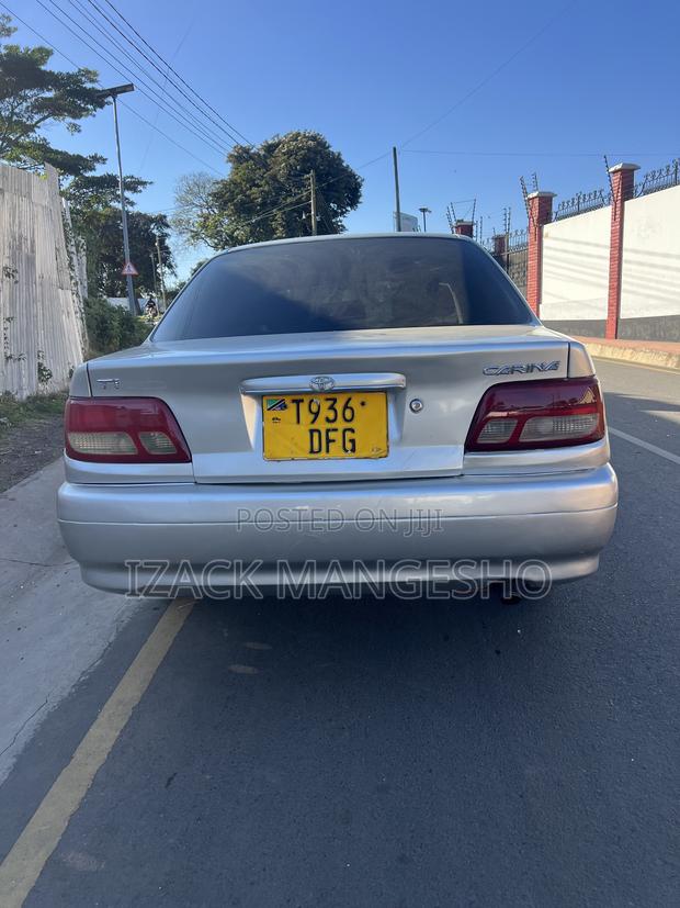 Toyota Carina 2001 Silver