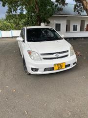 Toyota IST 2003 White for sale