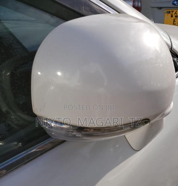 Toyota Crown 2008 Off white