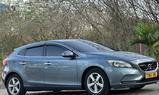 Volvo V40 2014 Gray