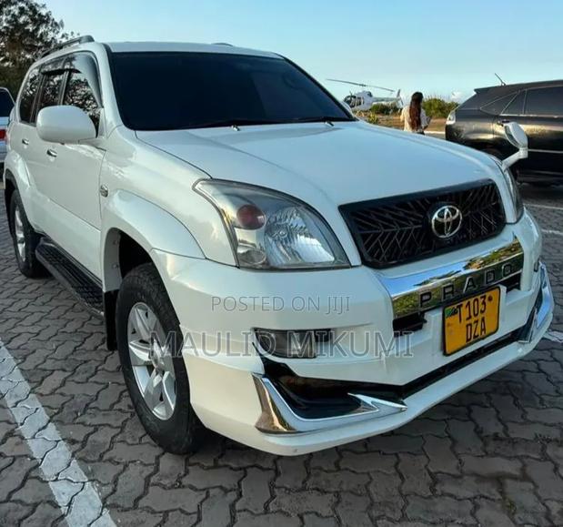 Toyota Land Cruiser Prado 2008 White