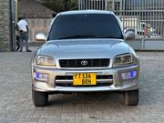 Toyota RAV4 Automatic 2000 Silver for sale
