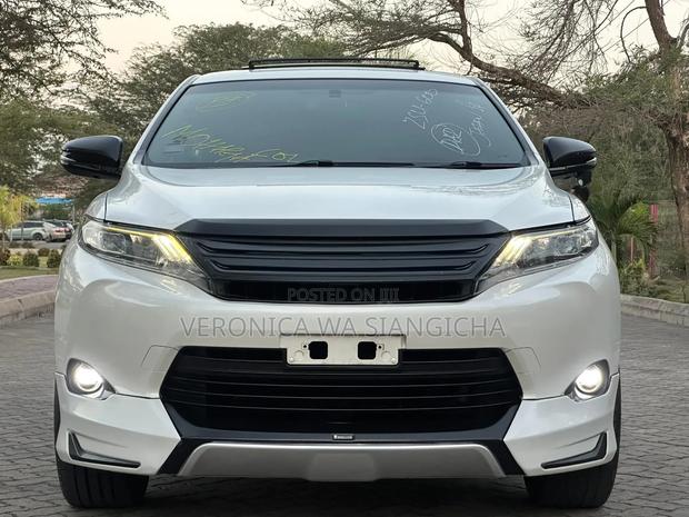 Toyota Harrier 2015 White