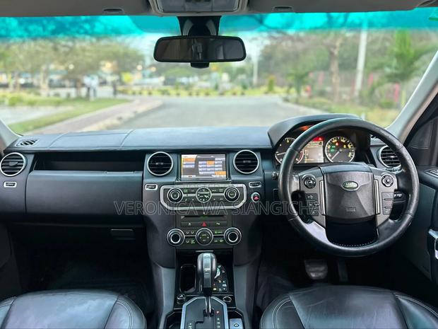 Land Rover Discovery 2015