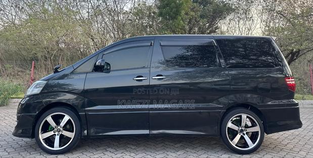 Toyota Alphard 2006 Black