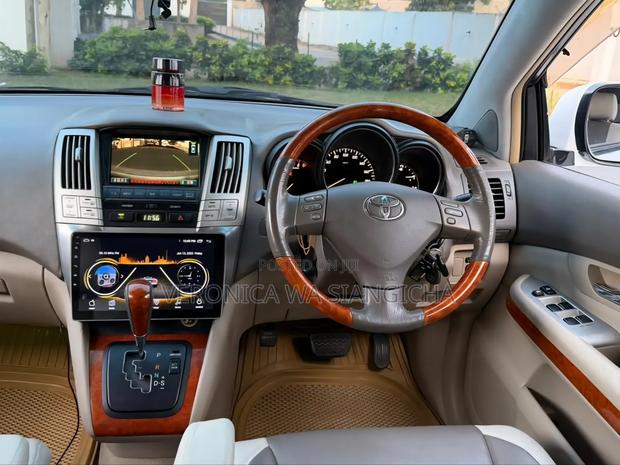 Toyota Harrier 2005 White