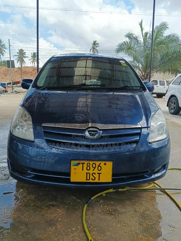 Toyota Corolla Spacio 2003 Blue
