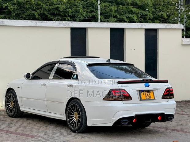 Toyota Crown 2007 Black