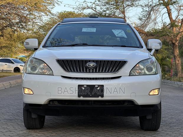 Toyota Harrier 2006 White