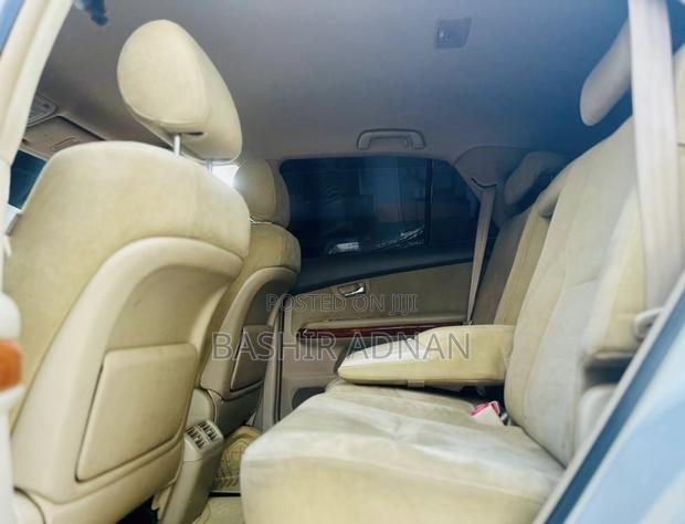 Toyota Harrier 2006 White