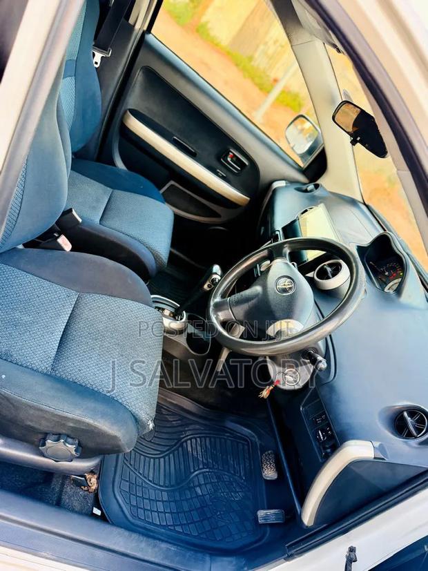 Toyota IST 2006 White