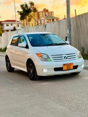 Toyota IST 2006 White for sale