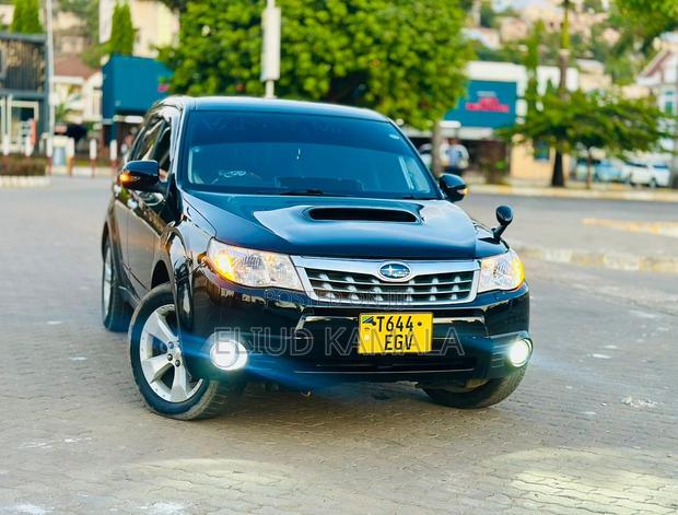 New Subaru Forester 2011 Black