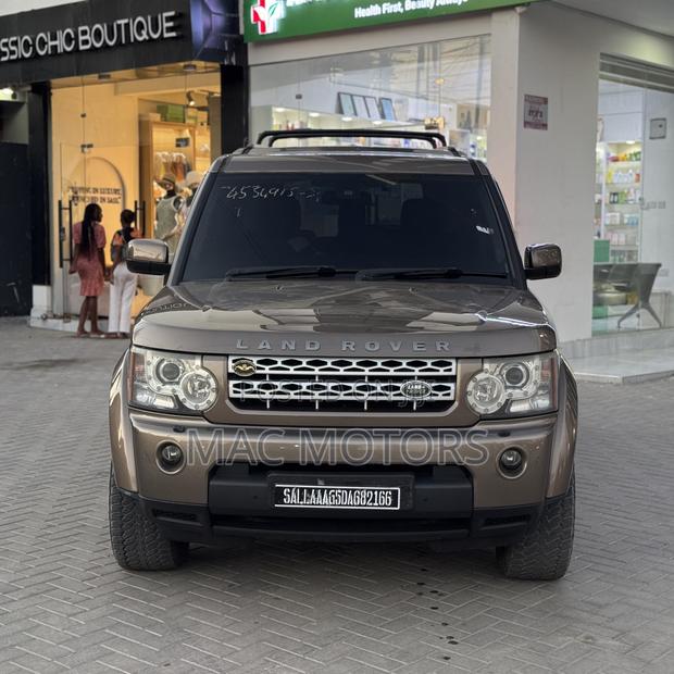 Land Rover Discovery 2013 Gray