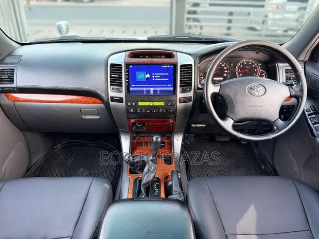 Toyota Land Cruiser Prado 2006 Silver