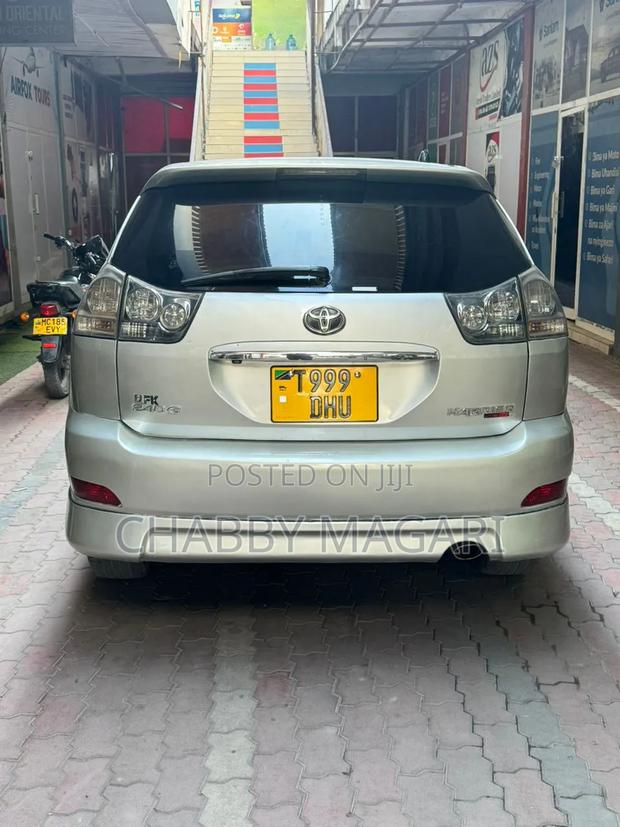 Toyota Harrier 2.4 2006 Silver